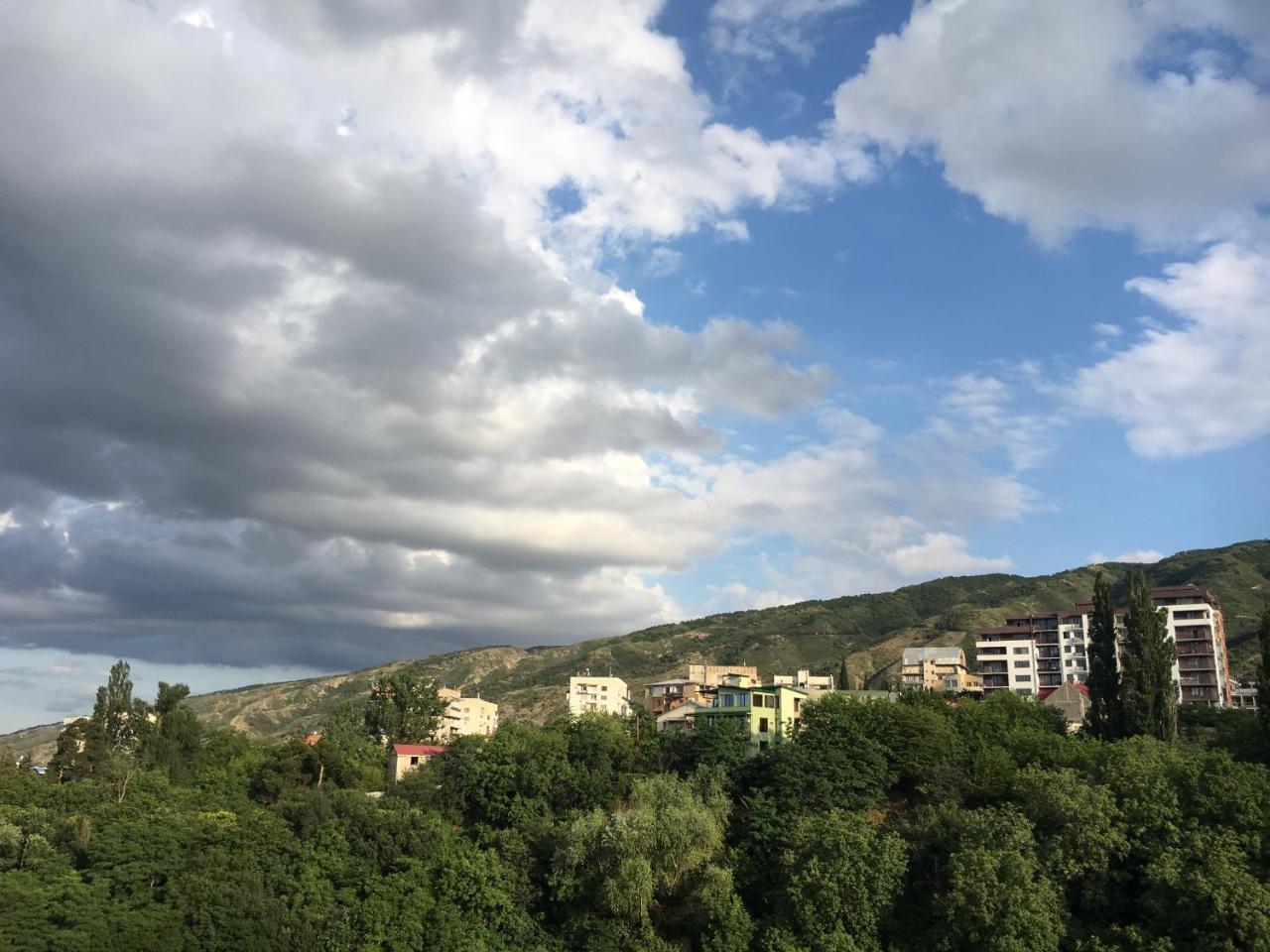 Hotel Blue Ridge Tbilisi ภายนอก รูปภาพ
