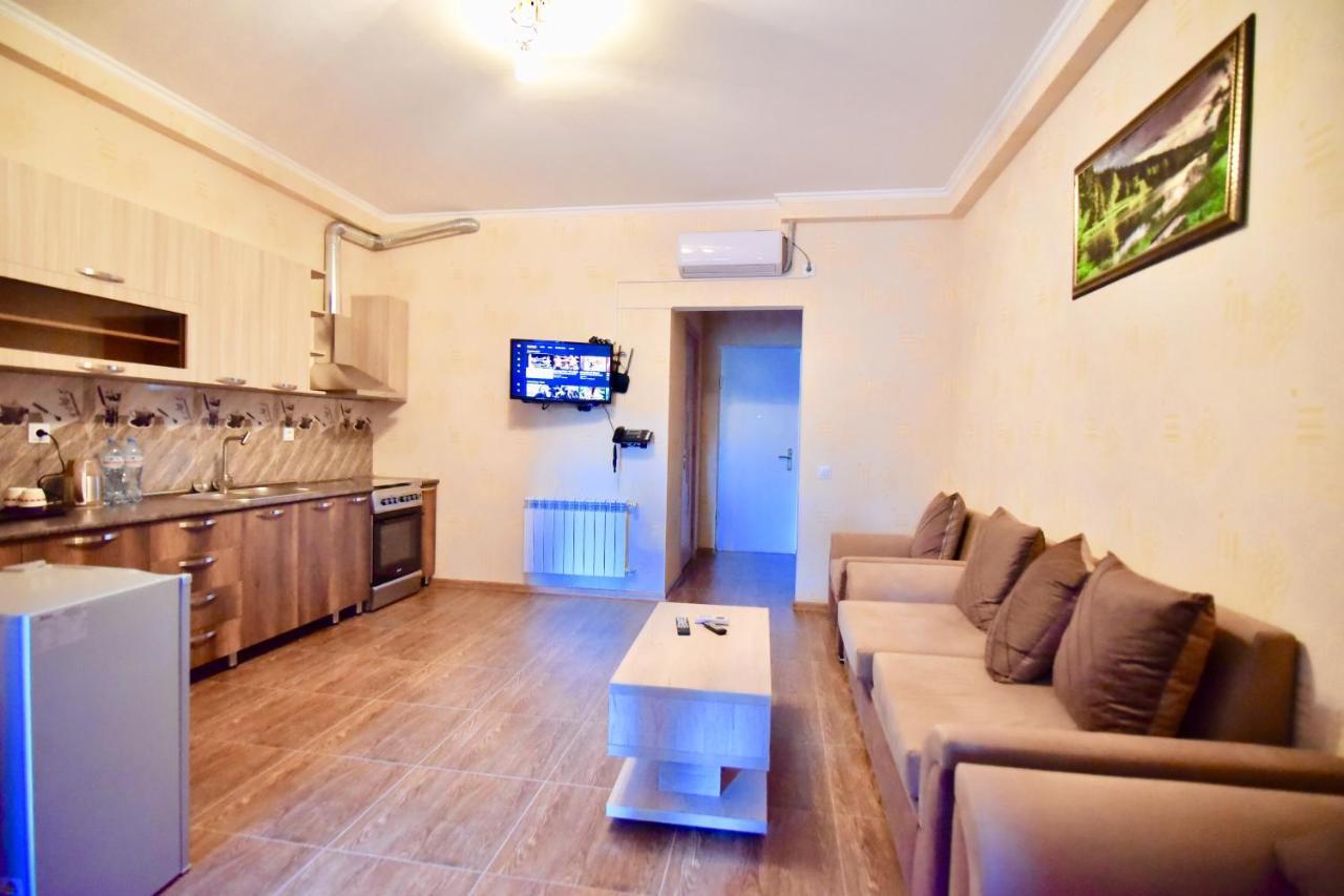 Hotel Blue Ridge Tbilisi ภายนอก รูปภาพ